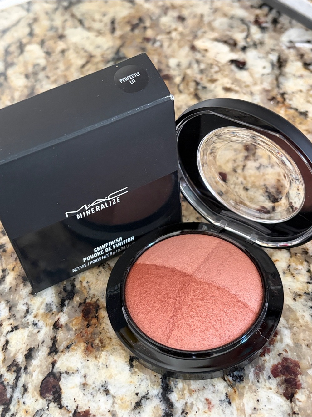 ⚡️❄️MAC Cosmetics Mineralize Blush Skinfinish Perfectly Lit Super Rare + HTF